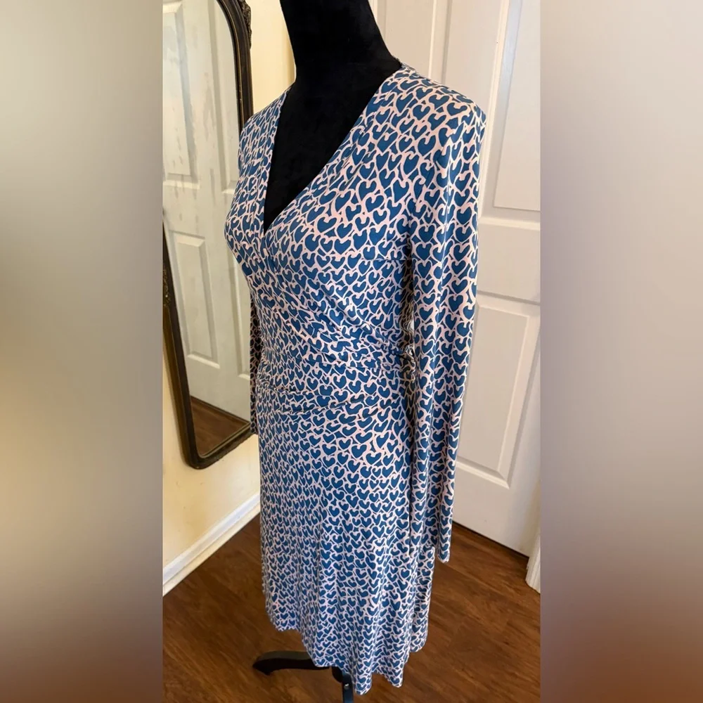 Boden Blue.& Pink Heart Print Wrap Stretch Jersey Dress Size 8 Long Sleeve - Picture 4 of 7